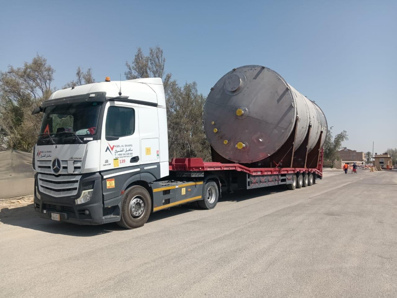 Naqel Al Sharq project cargo photograph