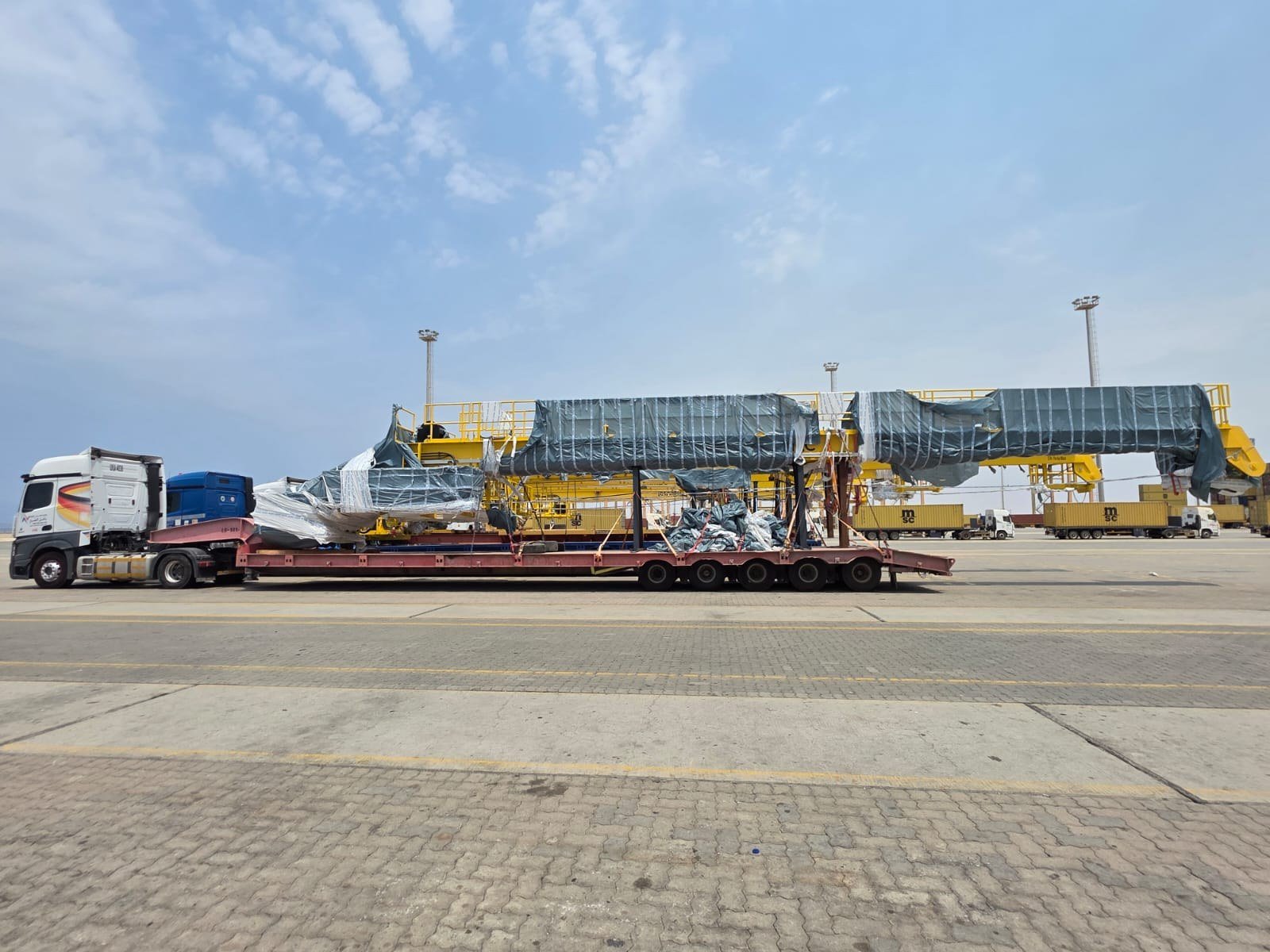 Naqel Al Sharq project cargo photograph